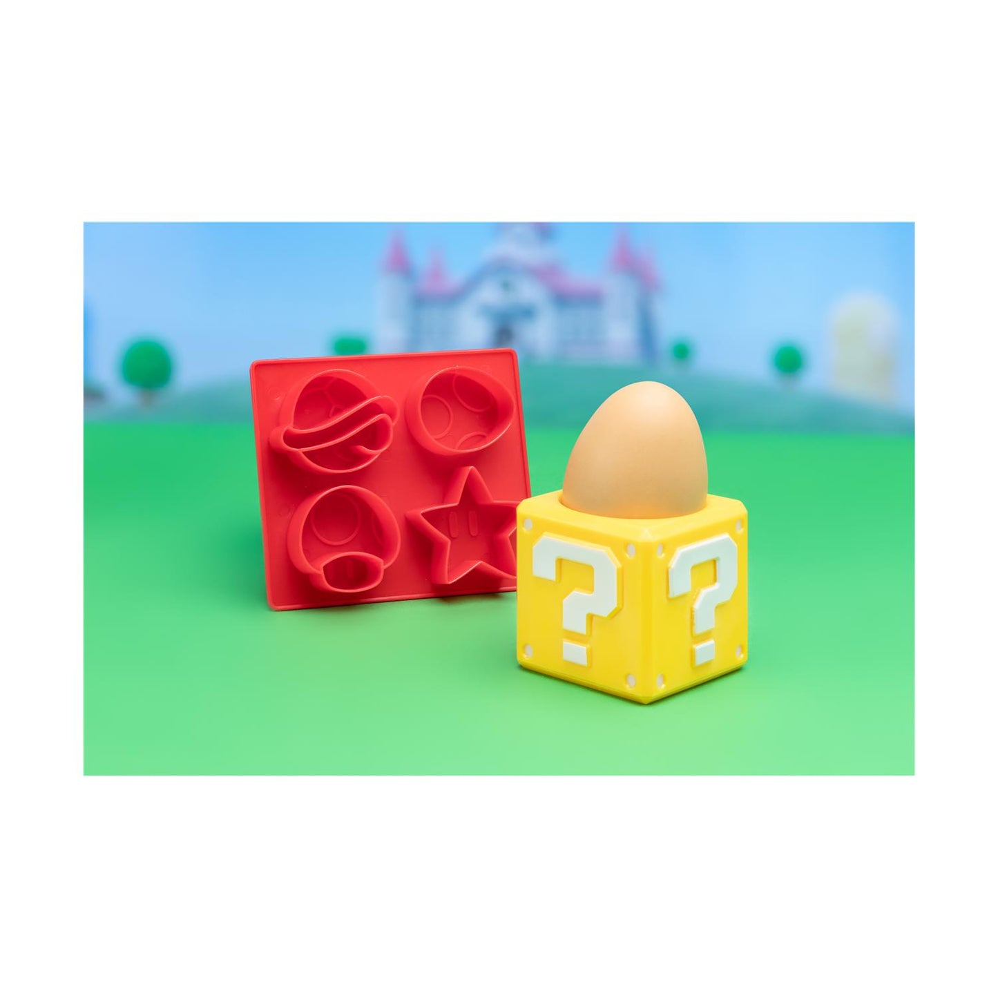 Paladone: Super Mario - Question Block Egg Cup & Toast Cutter