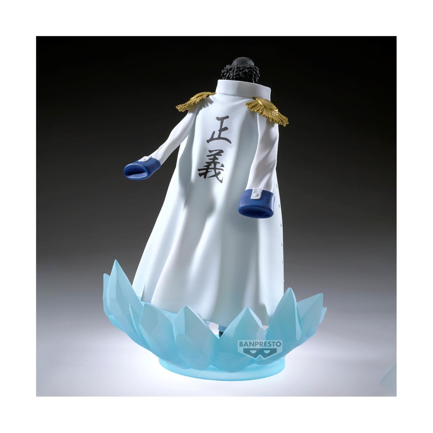 Banpresto The Shukko Logia: One Piece - Kuzan Statue (19cm)
