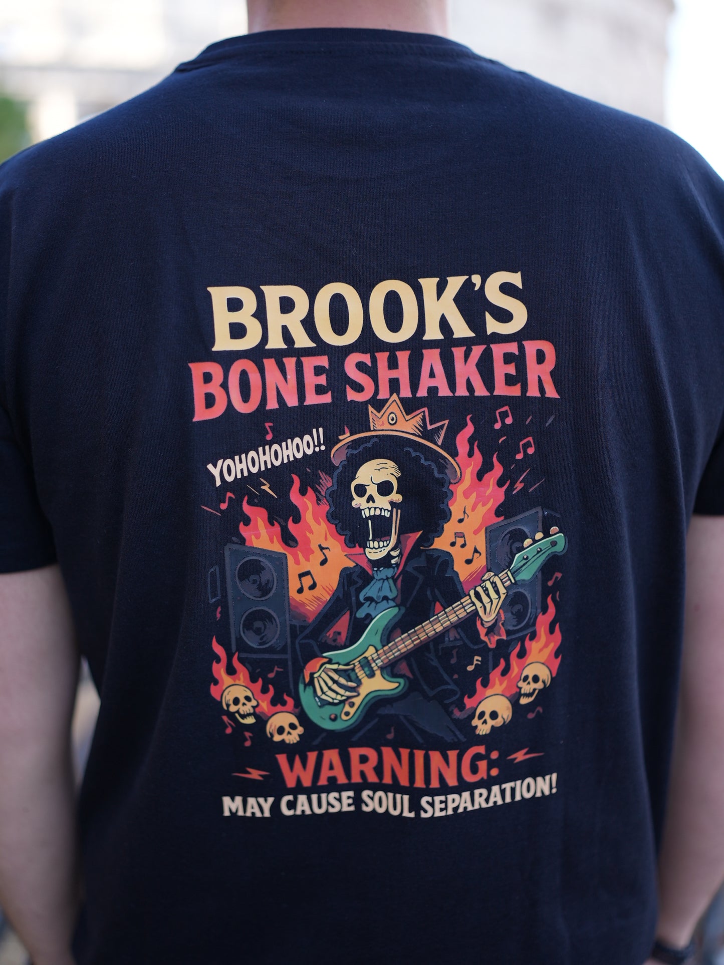 🎃🎃🎃 T-Shirt “Yohohohooo!!” — loud, legendary, and bone-rattling.